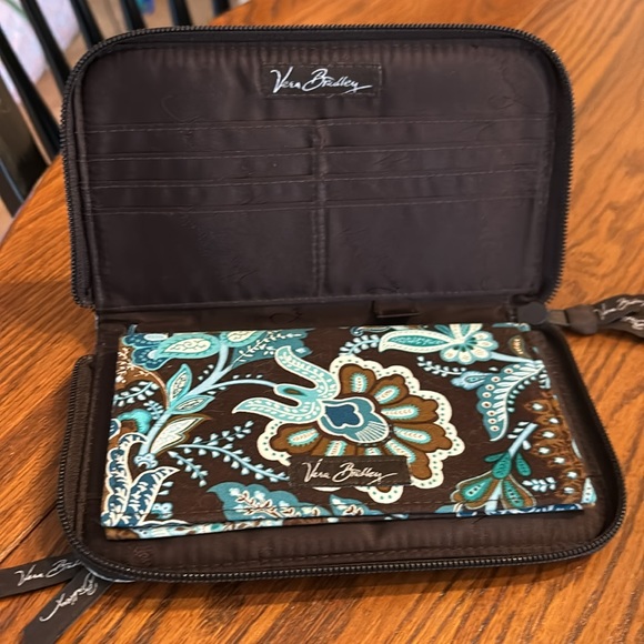 Vera Bradley Wallet - Picture 4 of 4
